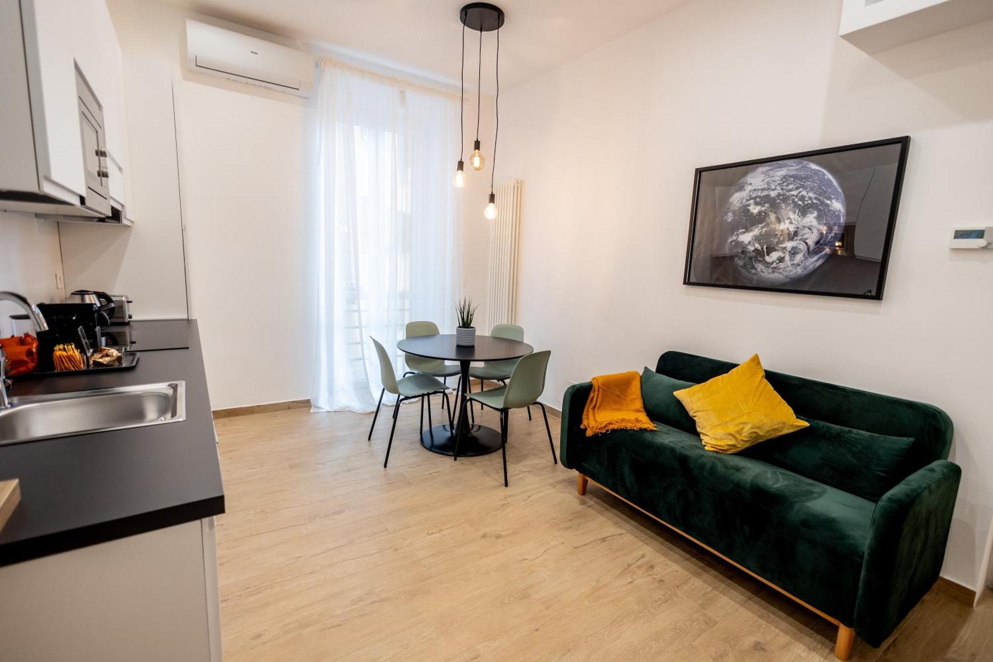 Re Di Ela Apartment